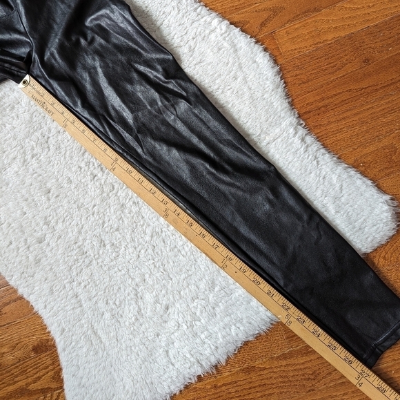 ARITZIA Wilfred free Daria faux leather leggings pants xs black - Picture 10 of 11